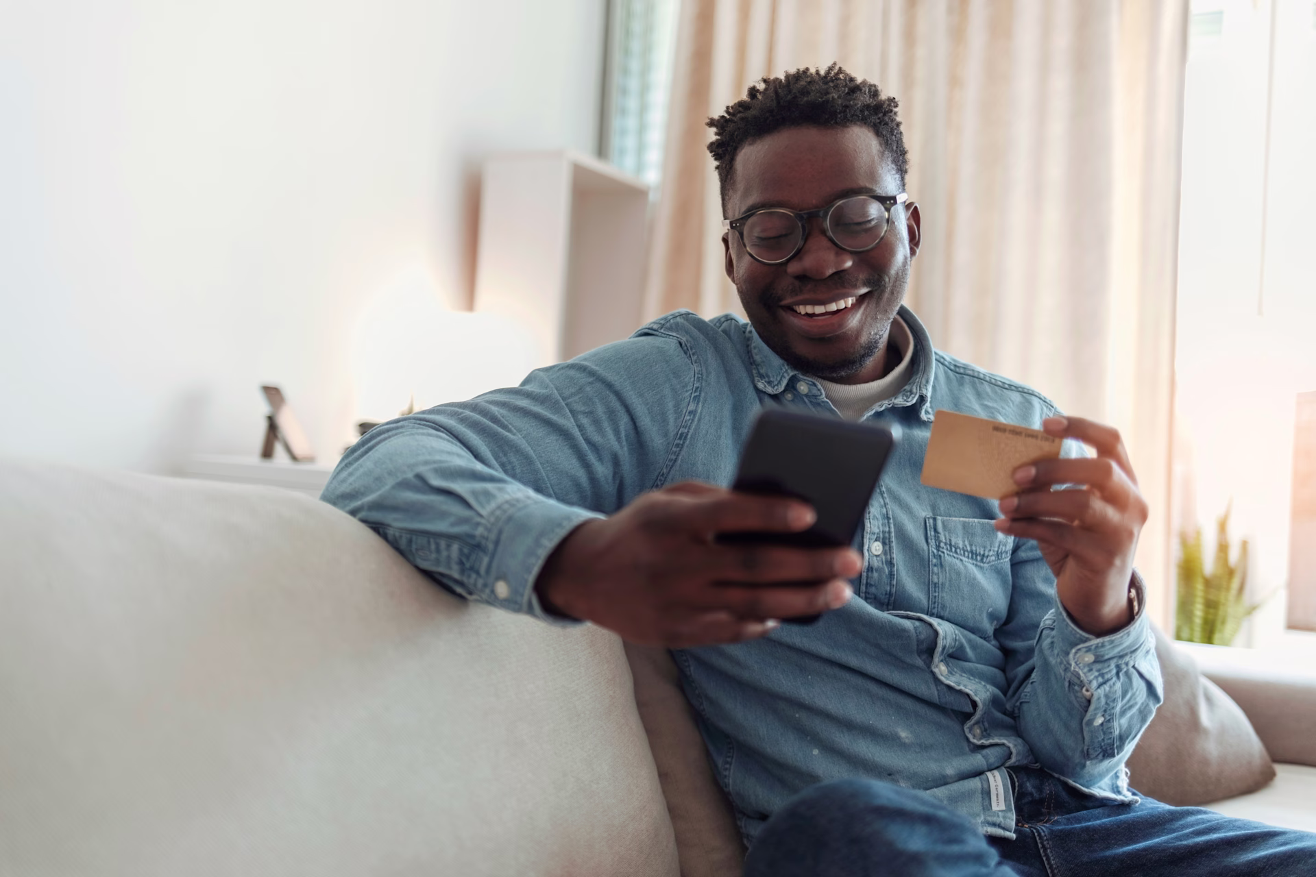 What is Net Promoter Score (NPS)? How to Calculate & Interpret — Cover Image